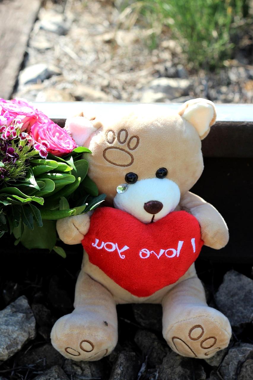 Featured resource infographic about emotional resilience